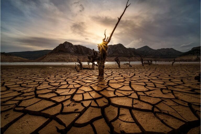 The Air Is Getting Thirstier – And It’s Draining the Earth Dry