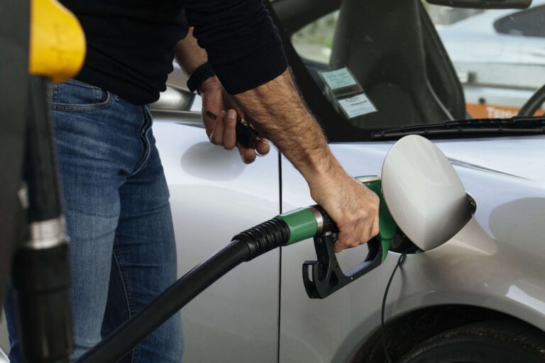 G7 Ready to Act to Stabilize Global Energy Supplies as Oil Prices Surge