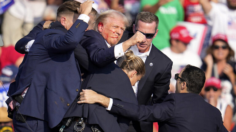 Chaos and Calm: Trump Praises WHCA Chief After Gunfire Shatters Press Dinner