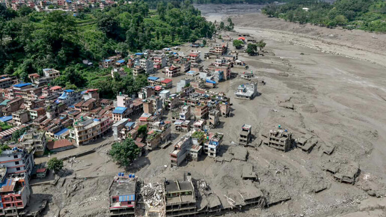 Nepal Flood Disaster Leaves More Than 800 Missing as Rescue Teams Battle Rain and Debris