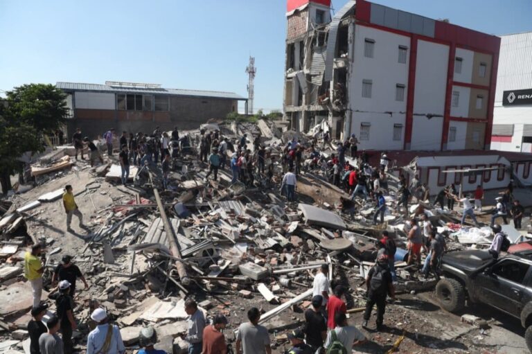 Colombia Declares National Disaster After Powerful Earthquake Kills at Least 111