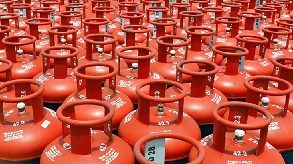 Global LPG Crisis: Rising Prices and Shortages Put Pressure on Millions of Families