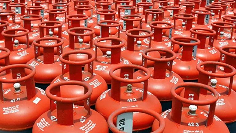 Global LPG Crisis: Rising Prices and Shortages Put Pressure on Millions of Families