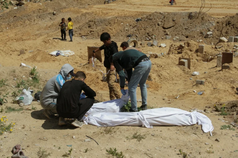 Gaza’s Cemeteries Struggle to Find Space as War Leaves Thousands Unburied