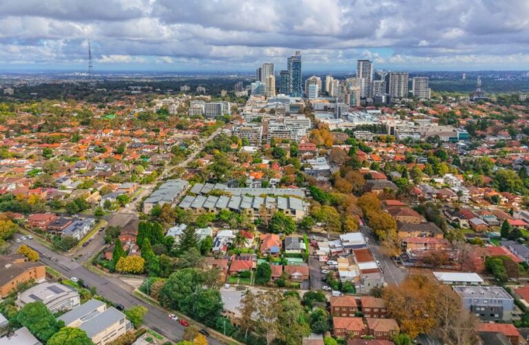 ANZ Warns Sydney House Prices Could Fall 14.5% as Housing Market Weakens