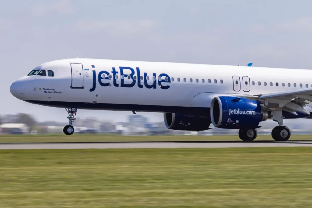 United States: JetBlue Seeks to Reassure Investors as Rising Fuel Costs Deepen Losses and Debt Concerns Mount